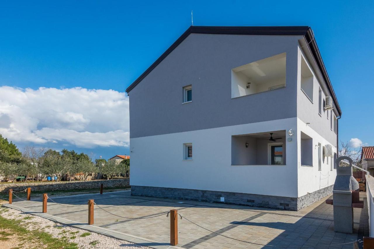 Apartments Pejakovic Vir Exteriér fotografie